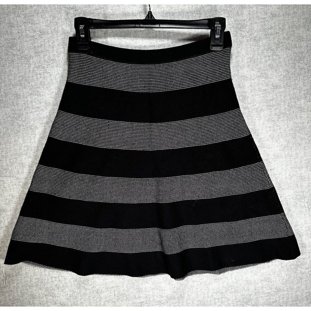 Spense Women Black Grey Striped Casual Skirt Women’s size XS Rayon Sweater Skirt